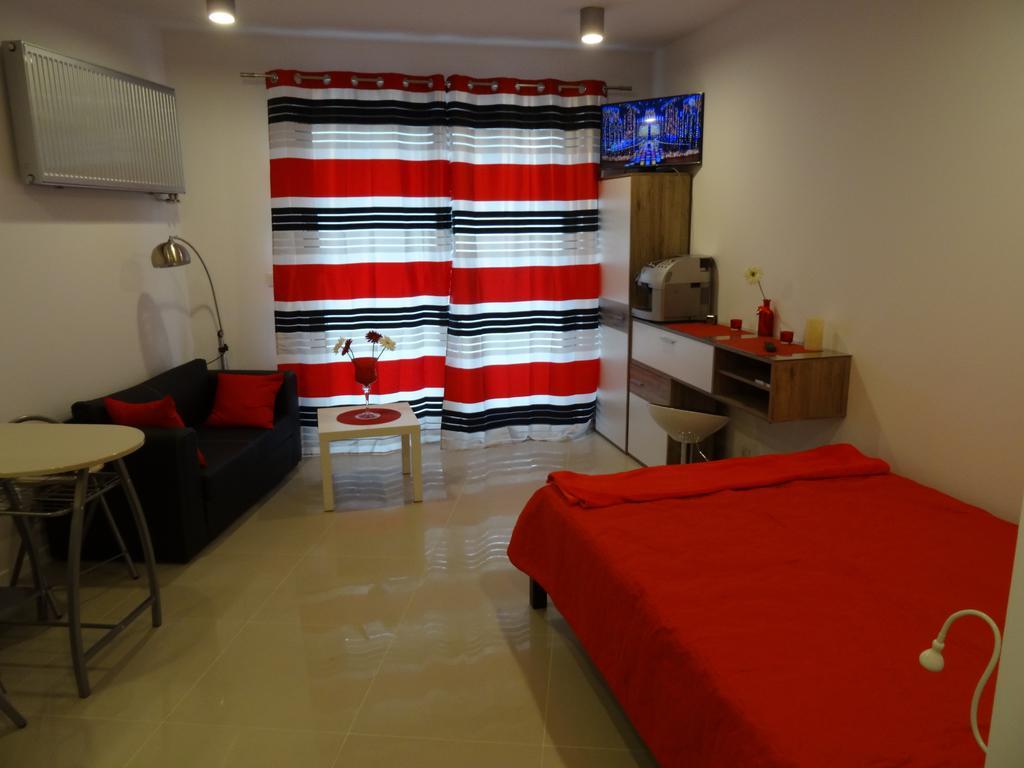 Apartamenty Metro Mlociny วอร์ซอ ห้อง รูปภาพ