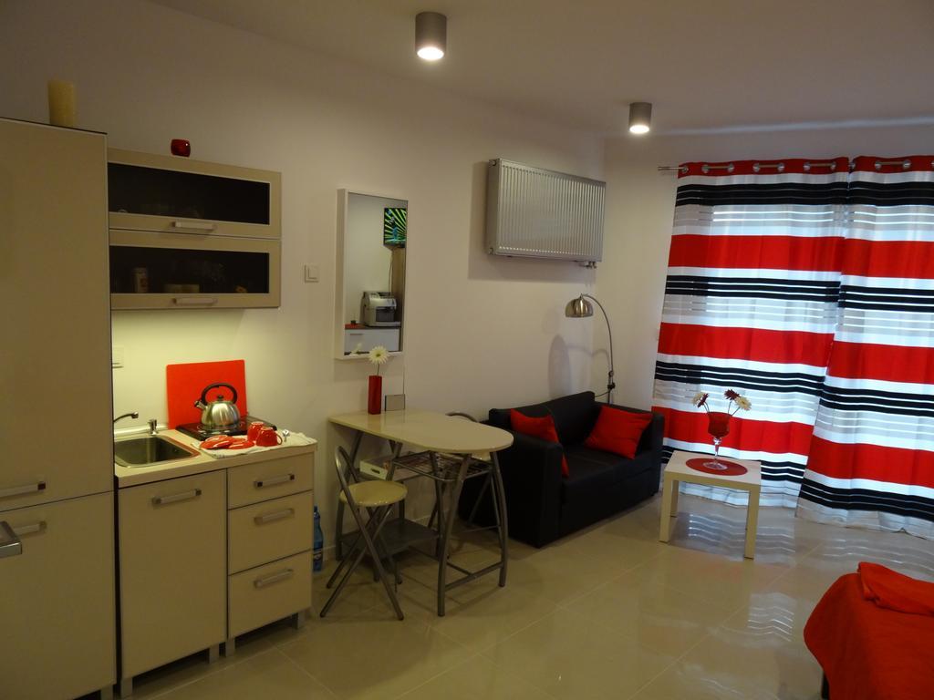 Apartamenty Metro Mlociny วอร์ซอ ห้อง รูปภาพ
