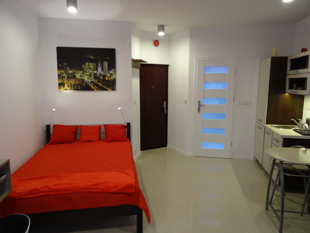 Apartamenty Metro Mlociny วอร์ซอ ห้อง รูปภาพ