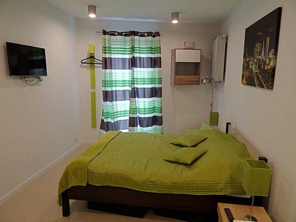 Apartamenty Metro Mlociny วอร์ซอ ห้อง รูปภาพ